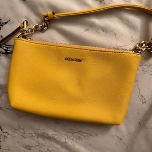 Calvin Klein yellow purse excellent condition